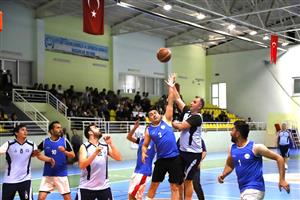  ASÜ Spor Şenlikleri’nde ilk final heyecanı basketbolda yaşandı