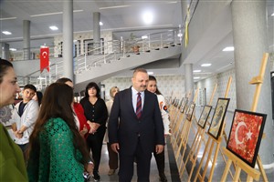ASÜ’de Anadolu’nun Renkleri, Cumhuriyetin İzleri sergisi açıldı